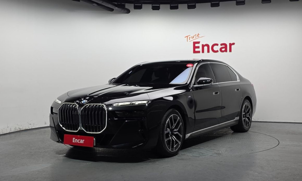 BMW 7-Series 740d xDrive M Sport, 2025