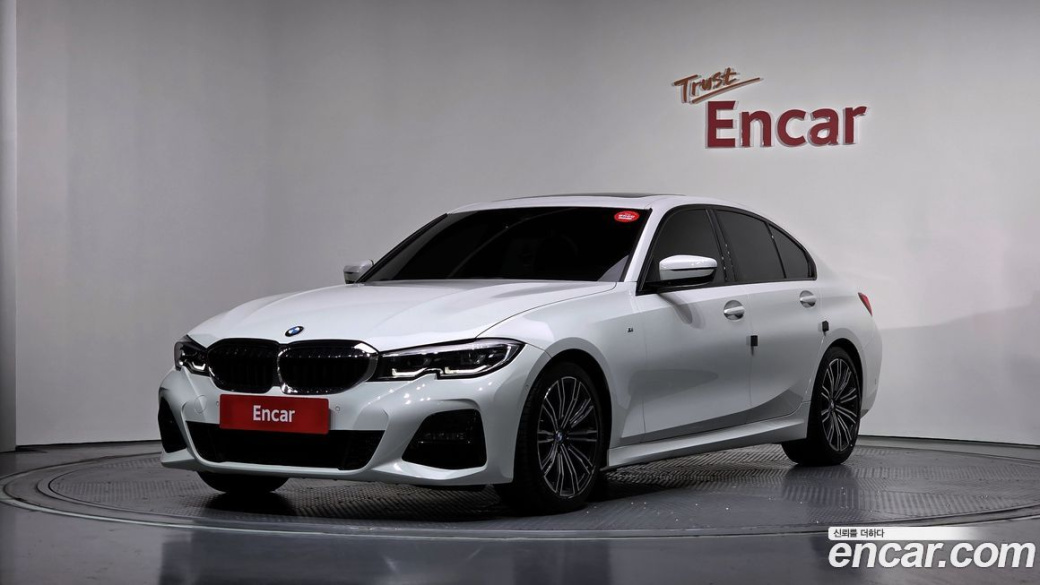 BMW 3-Series 320i M Sport, 2022