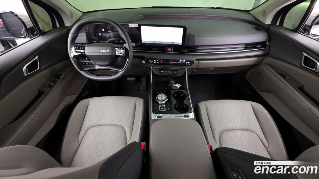 Kia Carnival 9-Seater Noblesse, 2025
