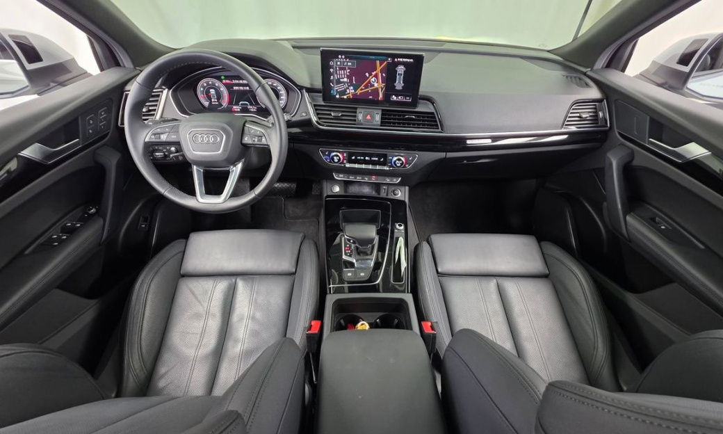 Audi Q5 45 TFSI Quattro Premium, 2022