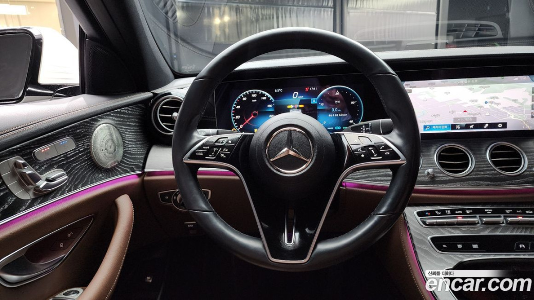 Mercedes-Benz E-Class E350 4MATIC Exclusive, 2023