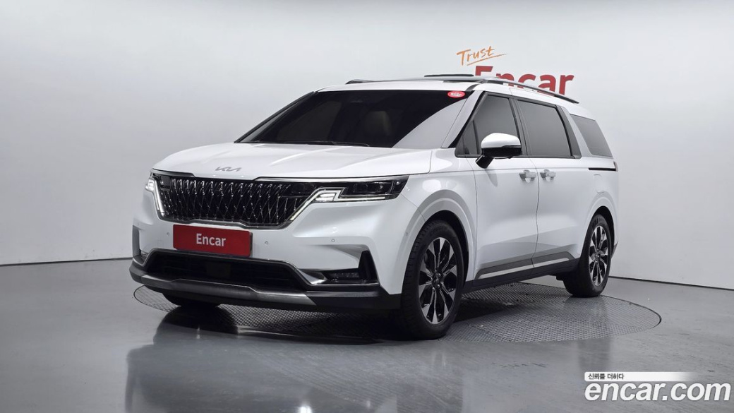 Kia Carnival 9-Seater Signature, 2023