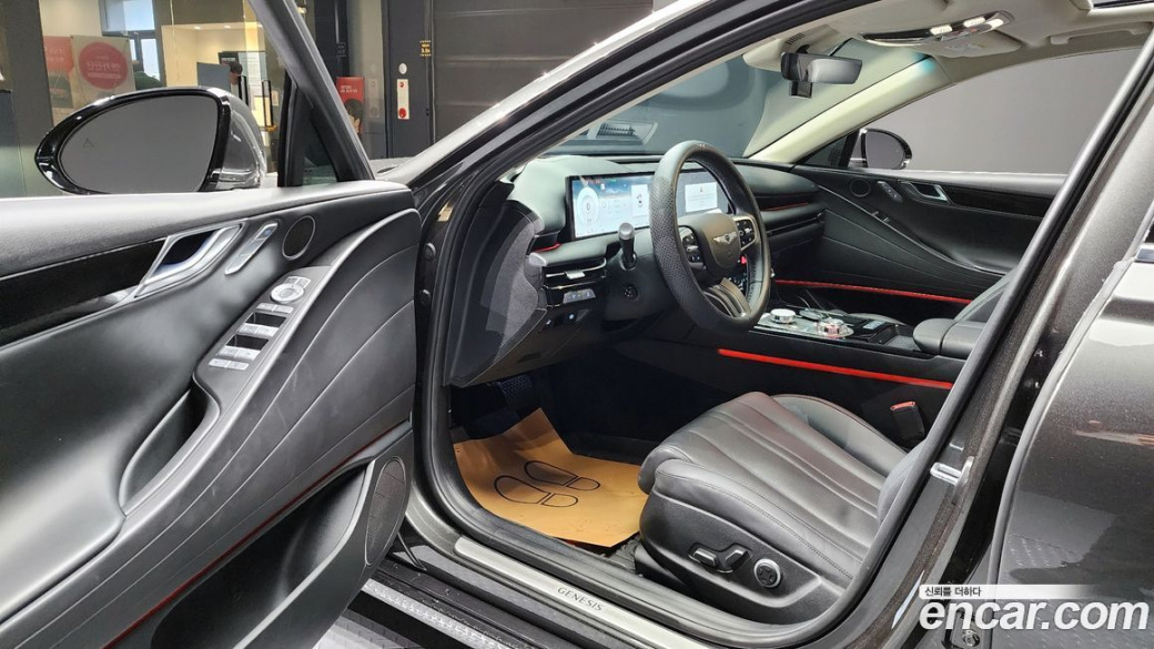Genesis G80 Gasoline 2.5 Turbo 2WD, 2025