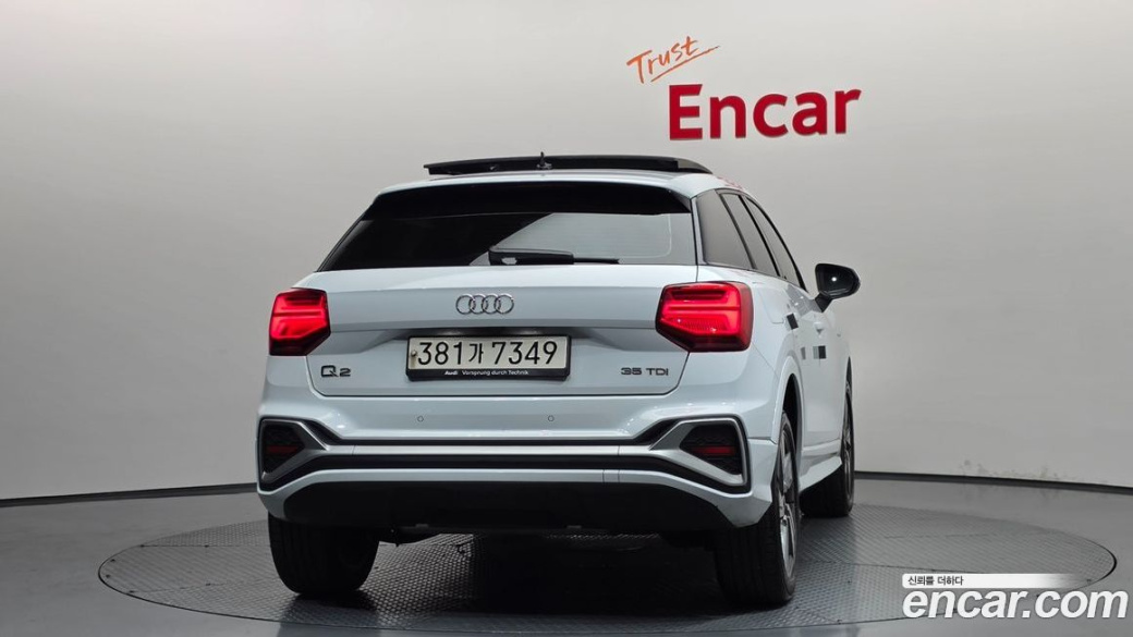 Audi Q2 35 TDI Premium, 2023