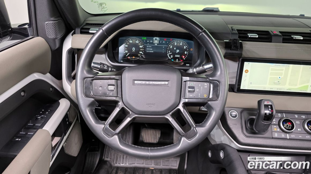 Land Rover Defender 110 P300 X-Dynamic SE, 2022