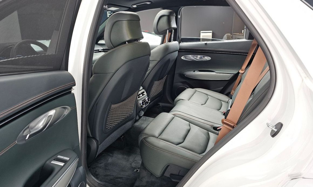 Genesis GV70 2.5T Gasoline 2WD, 2024