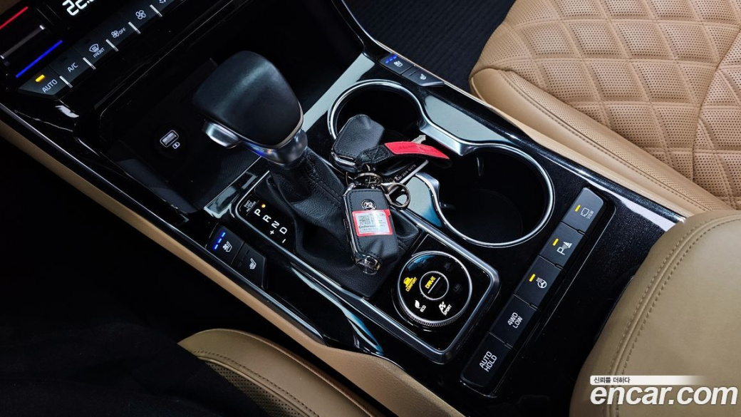 Kia Mohave Diesel 3.0 4WD 7-Seater, 2021