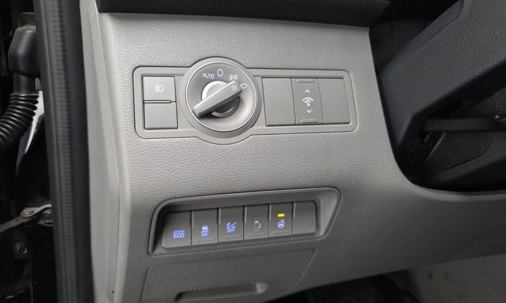 Hyundai Solati 11-Seater, 2021