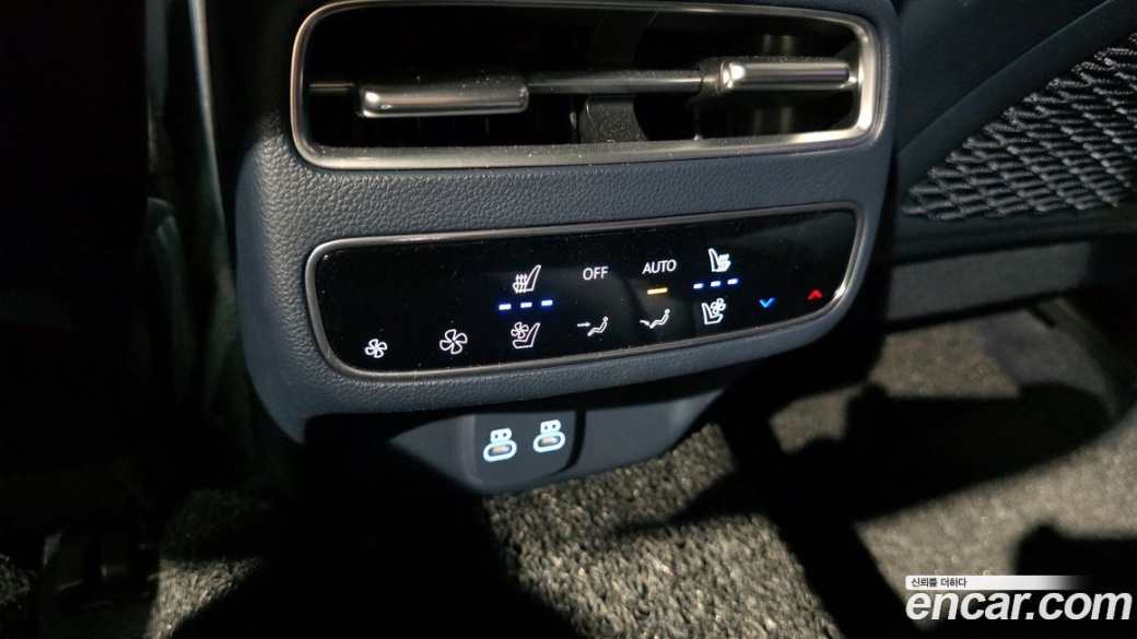Genesis GV70 2.5T Gasoline 2WD, 2025