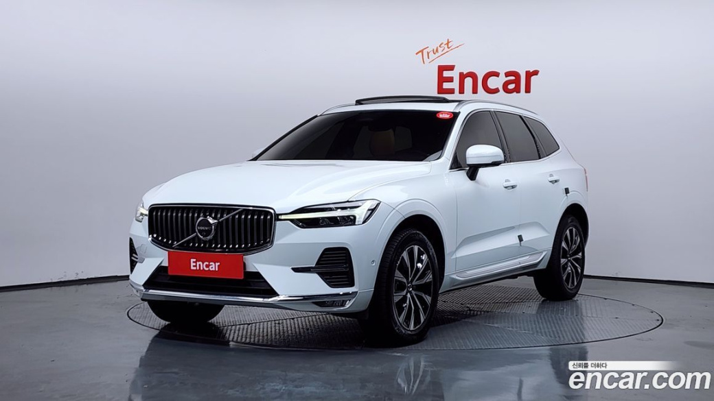 Volvo XC60 B5 Ultimate Bright, 2023