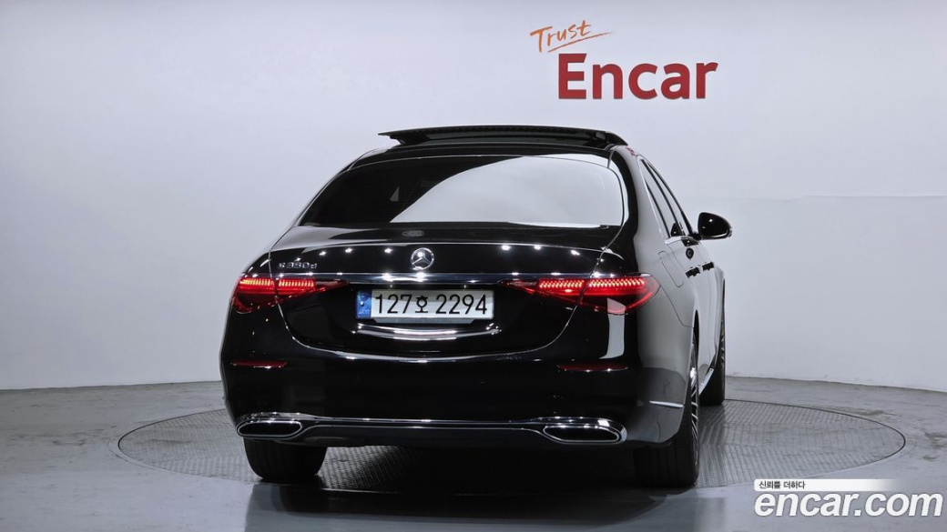 Mercedes-Benz S-Class S350 d, 2023