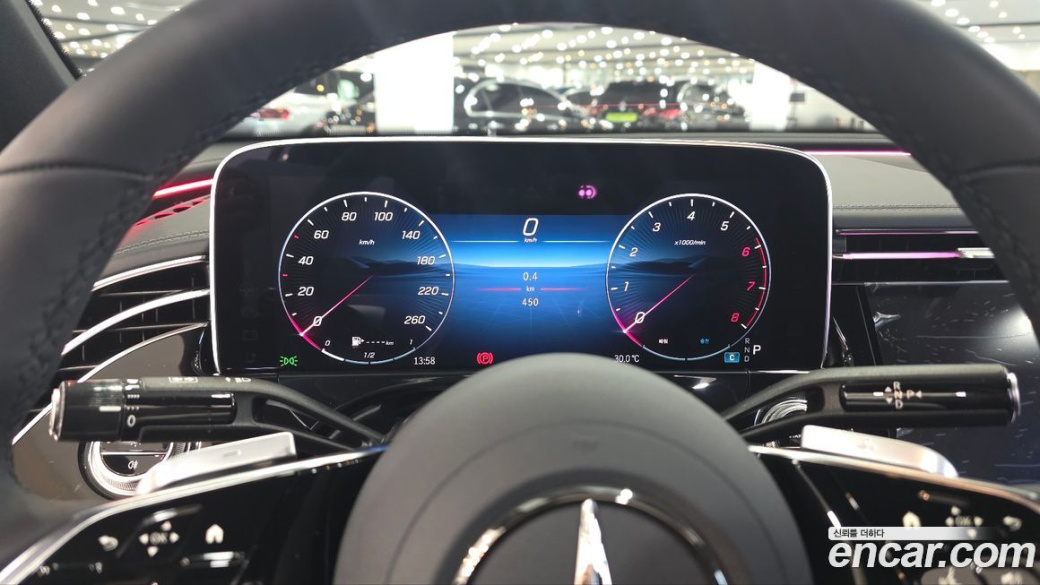 Mercedes-Benz E-Class E450 4MATIC Exclusive, 2025