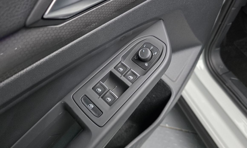 Volkswagen Golf 2.0 GTI, 2024