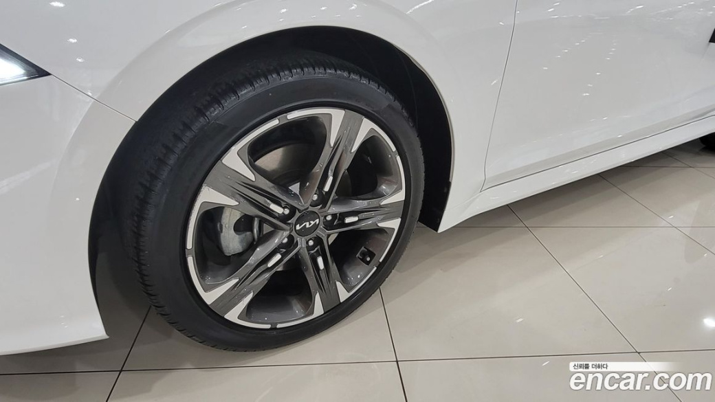 Kia K5 2.0, 2022
