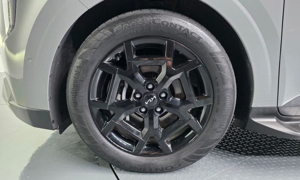 Kia Carnival 7-Seater Gravity, 2025