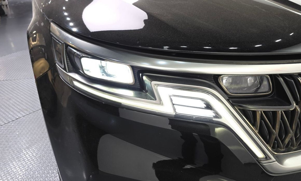 Kia Carnival 7-Seater Hi-Limousine, 2022
