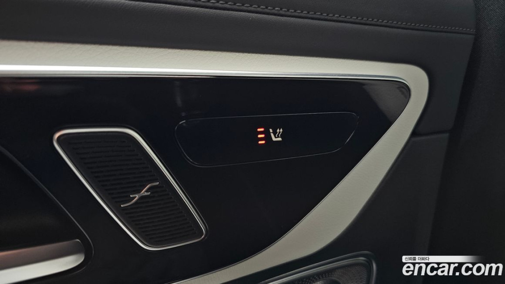 Mercedes-Benz GLC-Class GLC300 4MATIC AMG Line, 2024