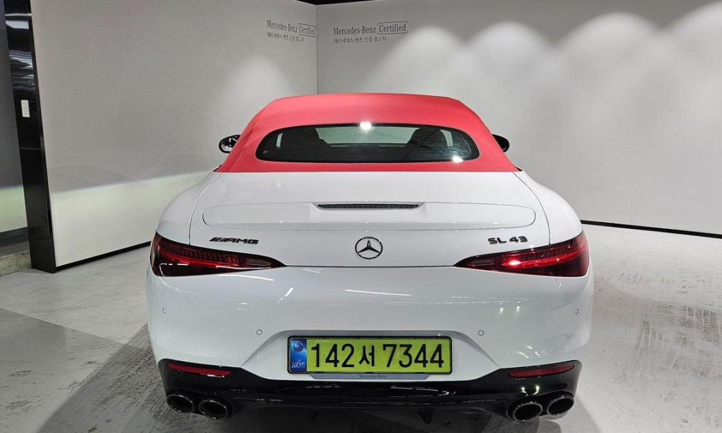 Mercedes-Benz SL-Class AMG SL43, 2025