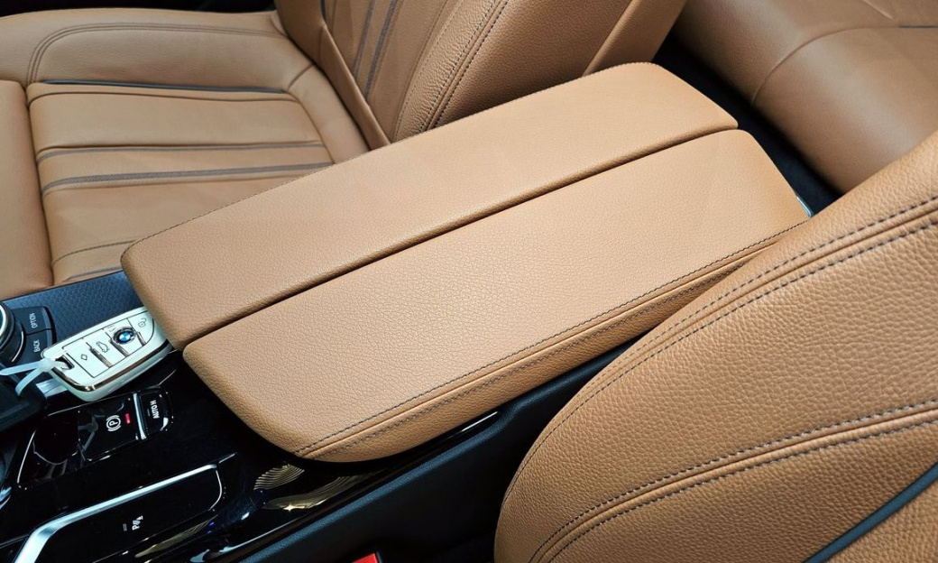 BMW 5-Series 520i M Sport, 2023