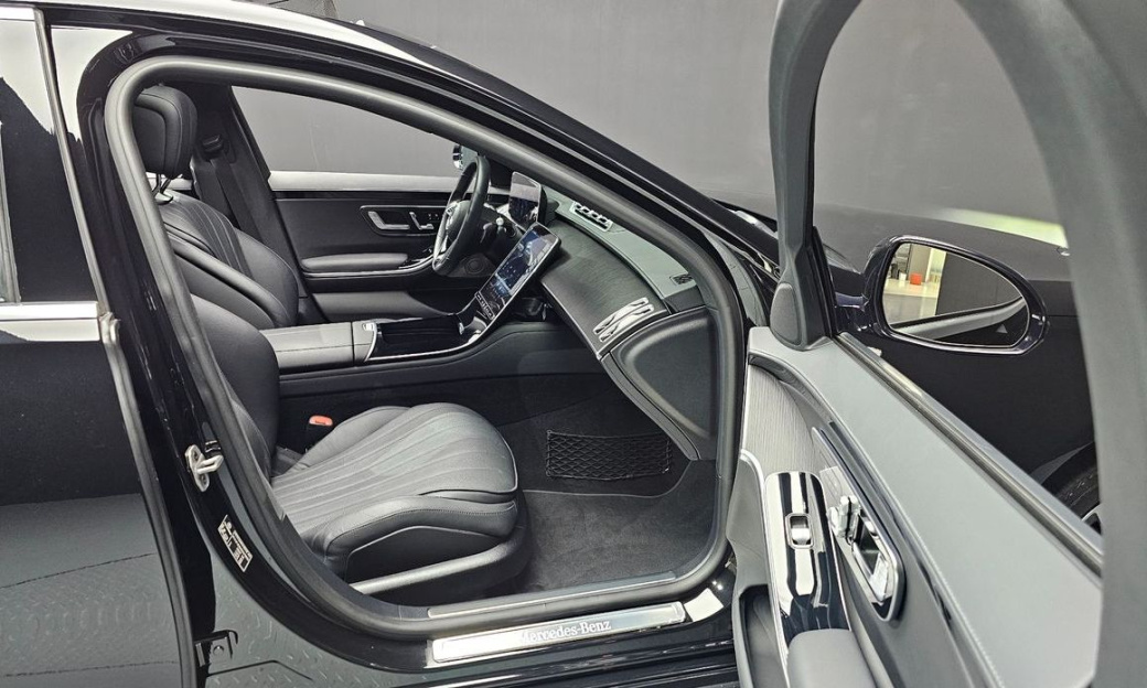 Mercedes-Benz S-Class S450 d 4MATIC, 2024