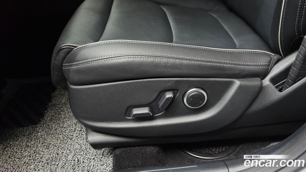 Genesis GV70 2.5T Gasoline 2WD, 2024