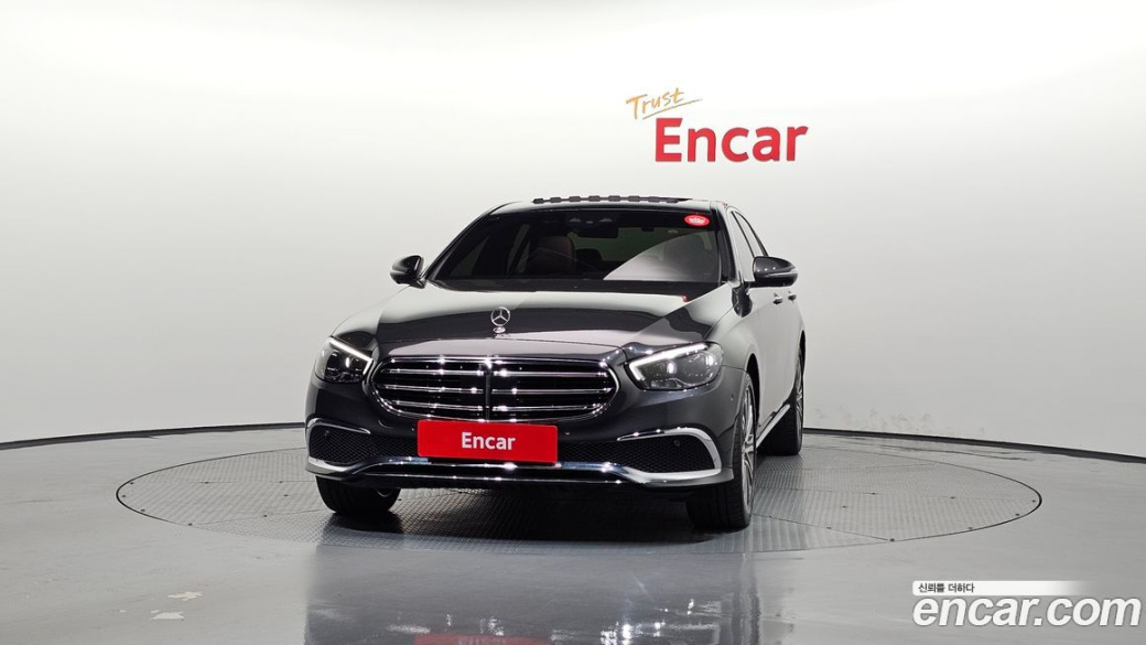Mercedes-Benz E-Class E350 4MATIC Exclusive, 2023