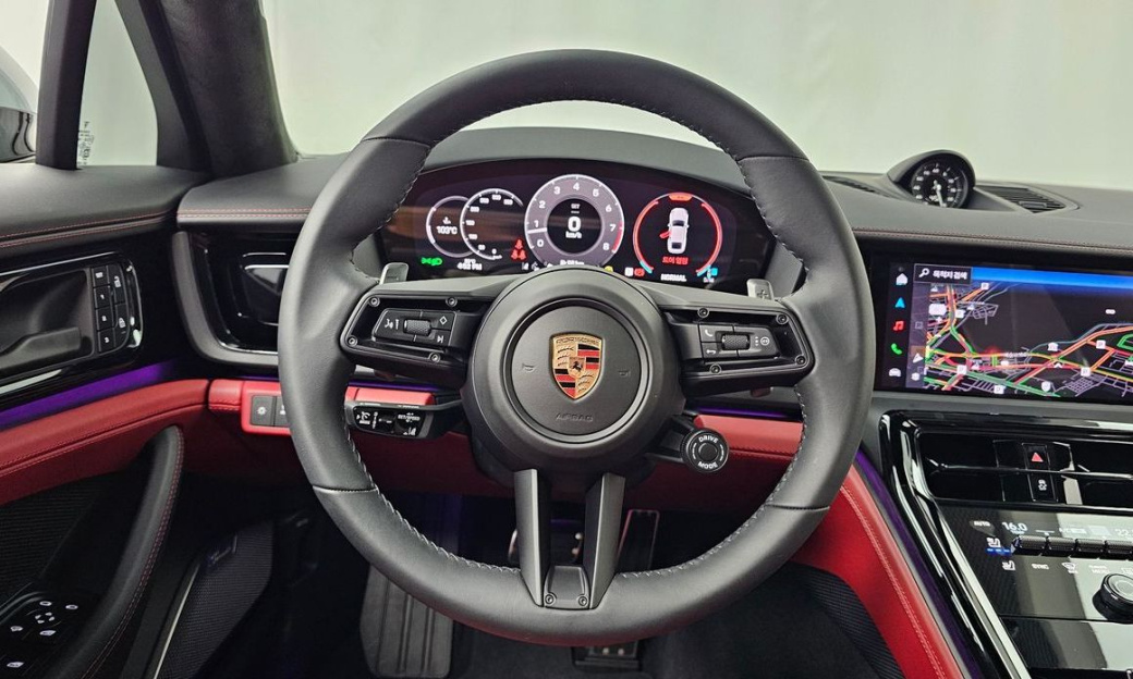 Porsche Panamera 4.0 GTS, 2025