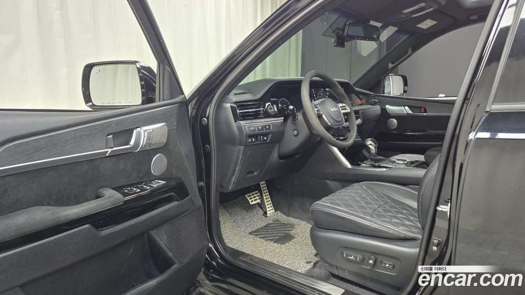 Kia Mohave Diesel 3.0 4WD 6-Seater, 2023