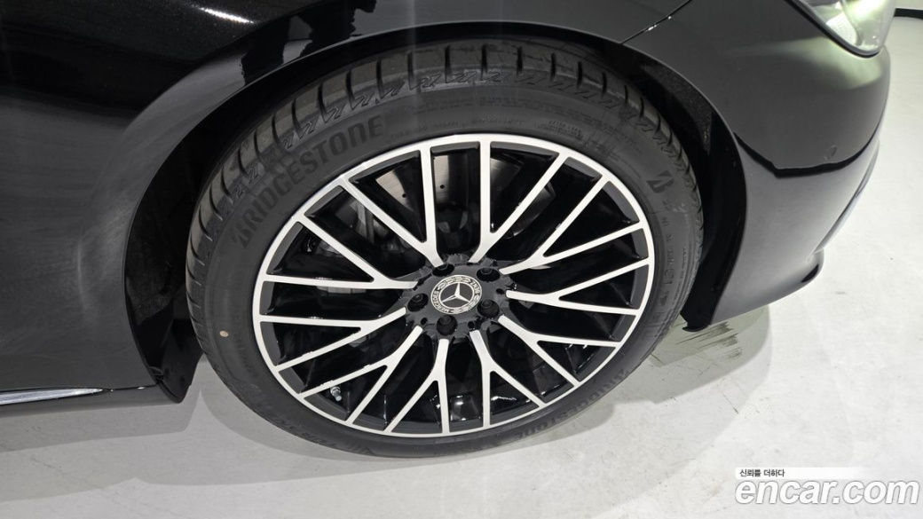 Mercedes-Benz S-Class S580L 4MATIC, 2025