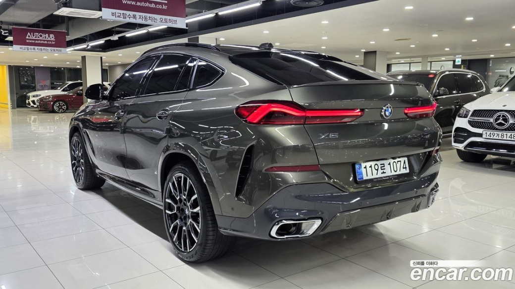 BMW X6 xDrive40i M Sport, 2025
