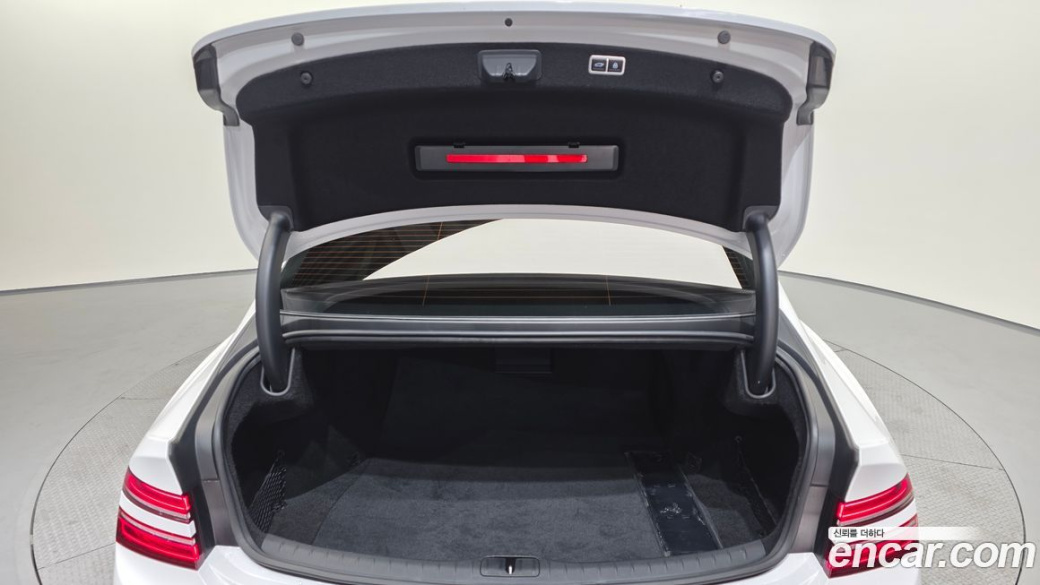 Genesis G80 Gasoline 2.5 Turbo AWD, 2023