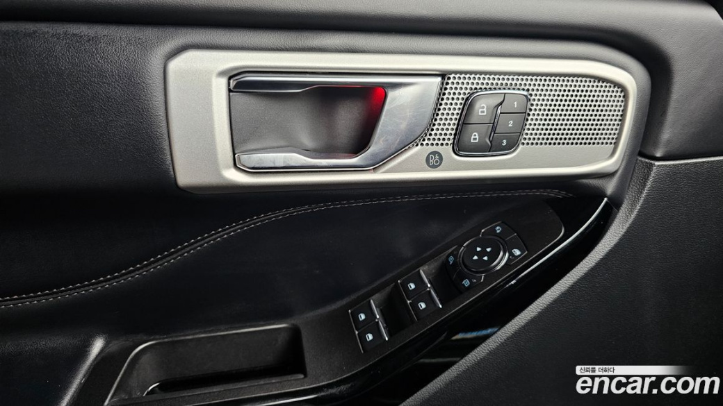Ford Explorer 3.0 Platinum 4WD, 2022