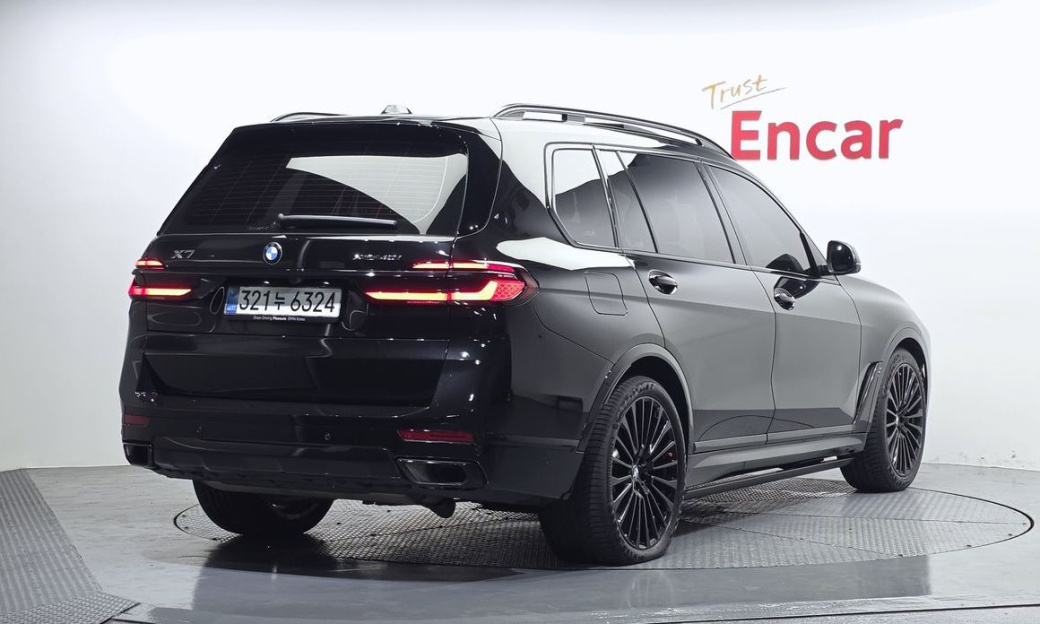 BMW X7 xDrive 40i Design Pure Excellence 7-Seater, 2025