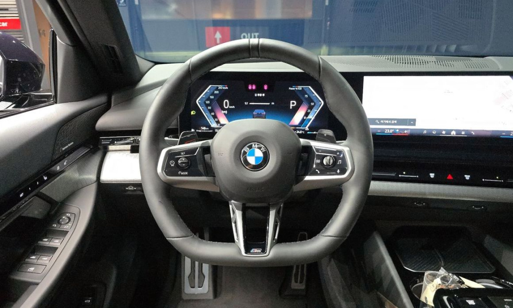 BMW 5-Series 520i M Sport, 2024