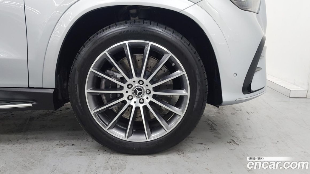 Mercedes-Benz GLE-Class GLE450 4MATIC, 2025