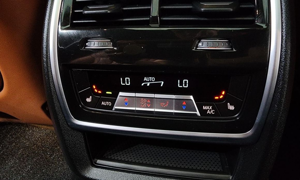 BMW X7 xDrive 40d M Sport 6STR, 2025