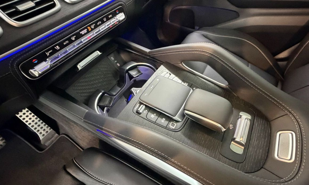 Mercedes-Benz GLS-Class GLS450d 4MATIC, 2026