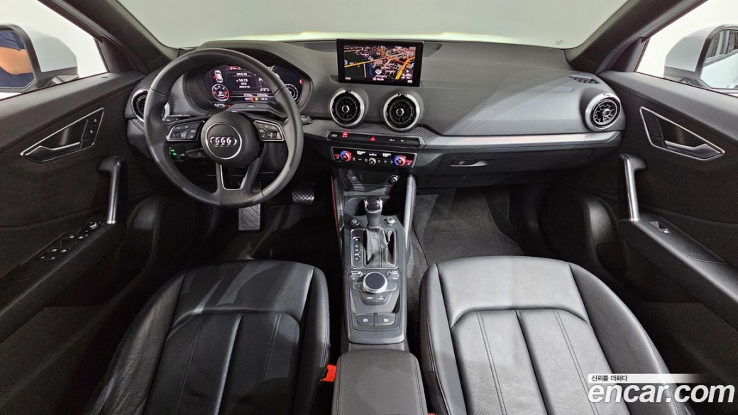 Audi Q2 35 TDI Premium, 2023