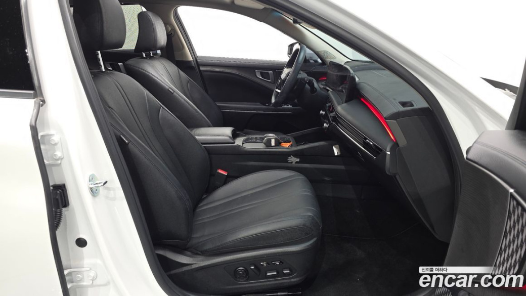 Kia K8 2.5 Gasoline 2WD, 2025