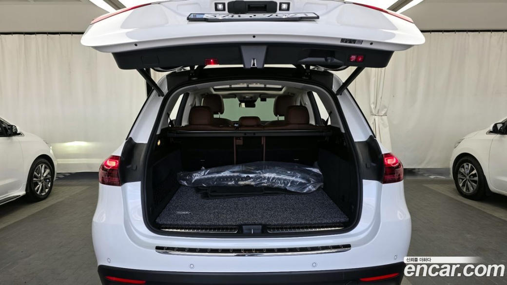 Mercedes-Benz GLE-Class GLE300d 4MATIC, 2024
