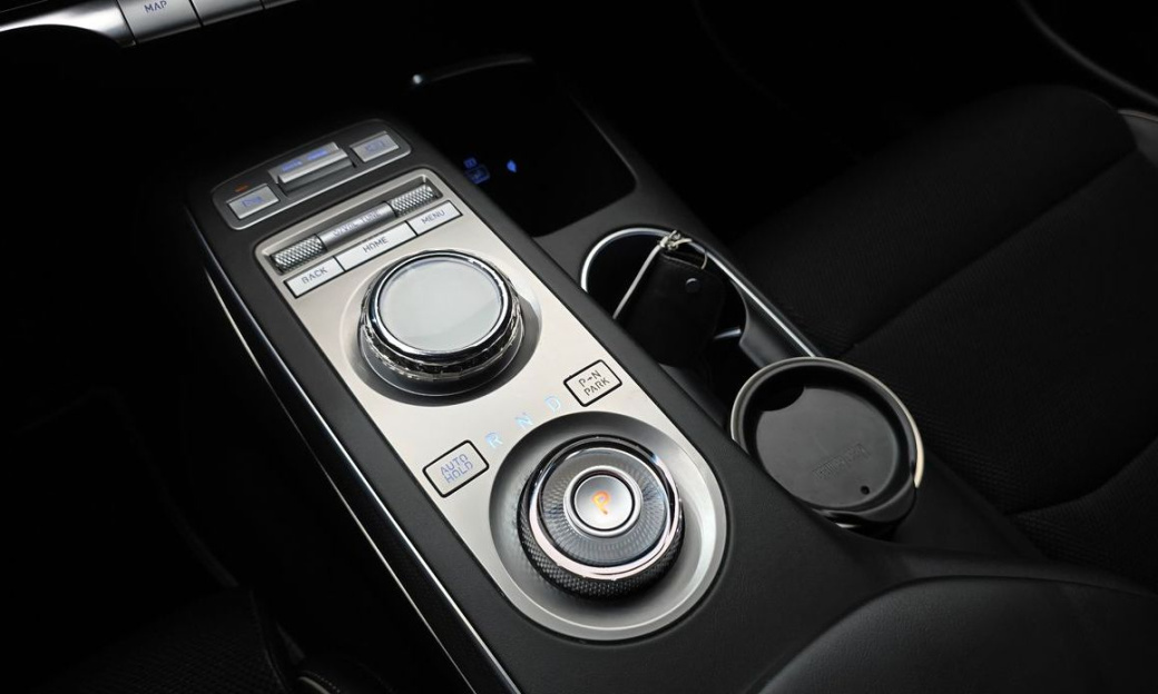 Genesis GV70 2.2 Diesel 2WD, 2024