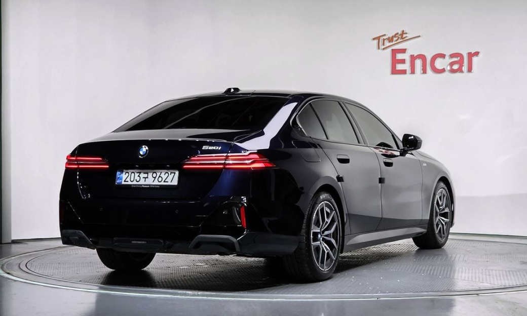 BMW 5-Series 520i M Sport, 2024