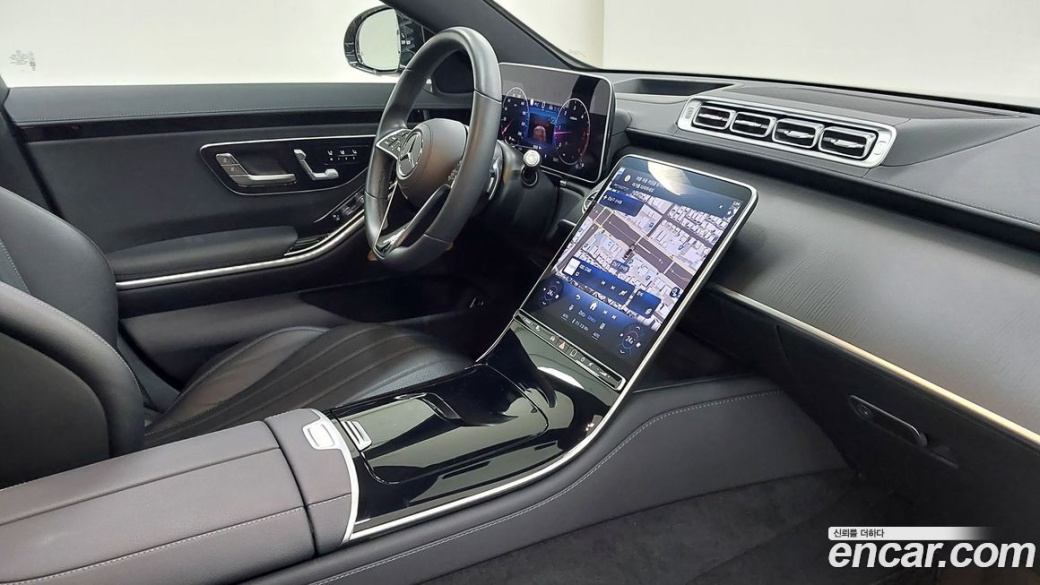 Mercedes-Benz S-Class S350 d 4MATIC, 2025