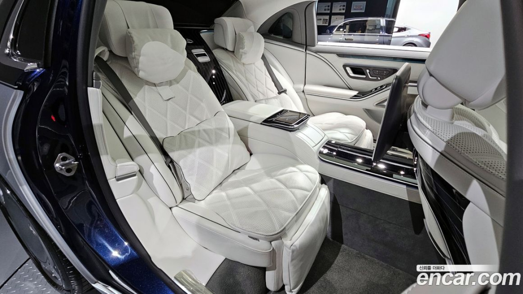 Mercedes-Benz S-Class Maybach S680 4MATIC Edition100, 2022