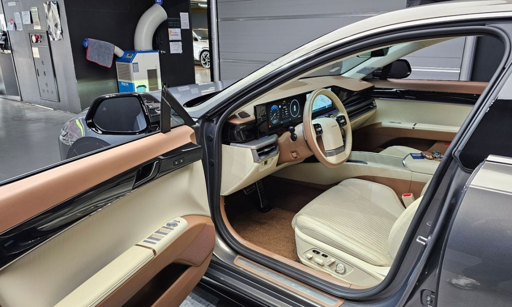 Hyundai Grandeur 2,5 Gasoline 2WD, 2023