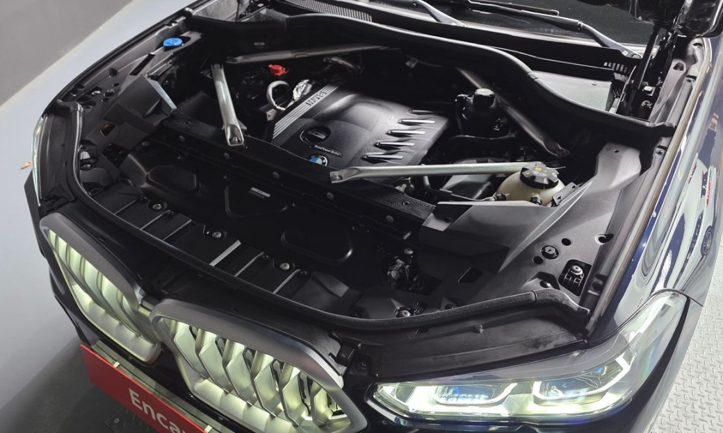 BMW X6 xDrive30d M Sport, 2023