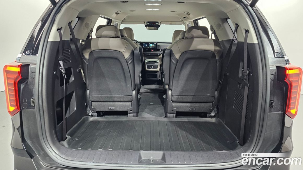 Kia Carnival 9-Seater Noblesse, 2025