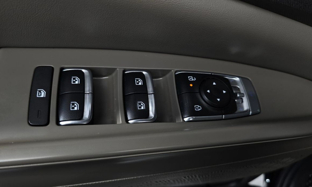 Kia Carnival 9-Seater Noblesse, 2024