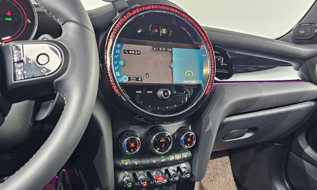 Mini Cooper JCW, 2024