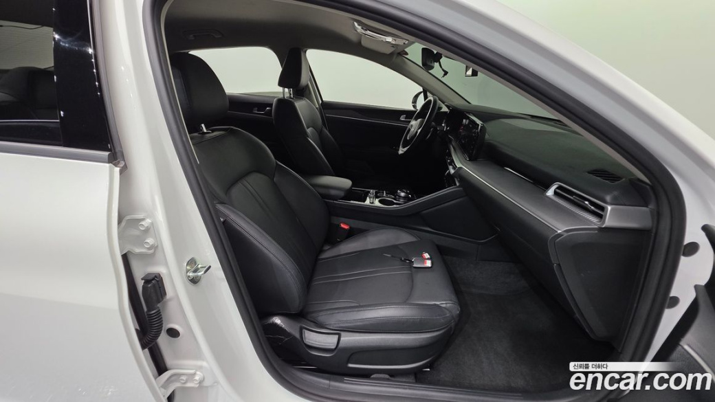 Kia K5 2.0, 2023